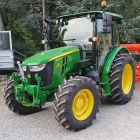 trattore john deere